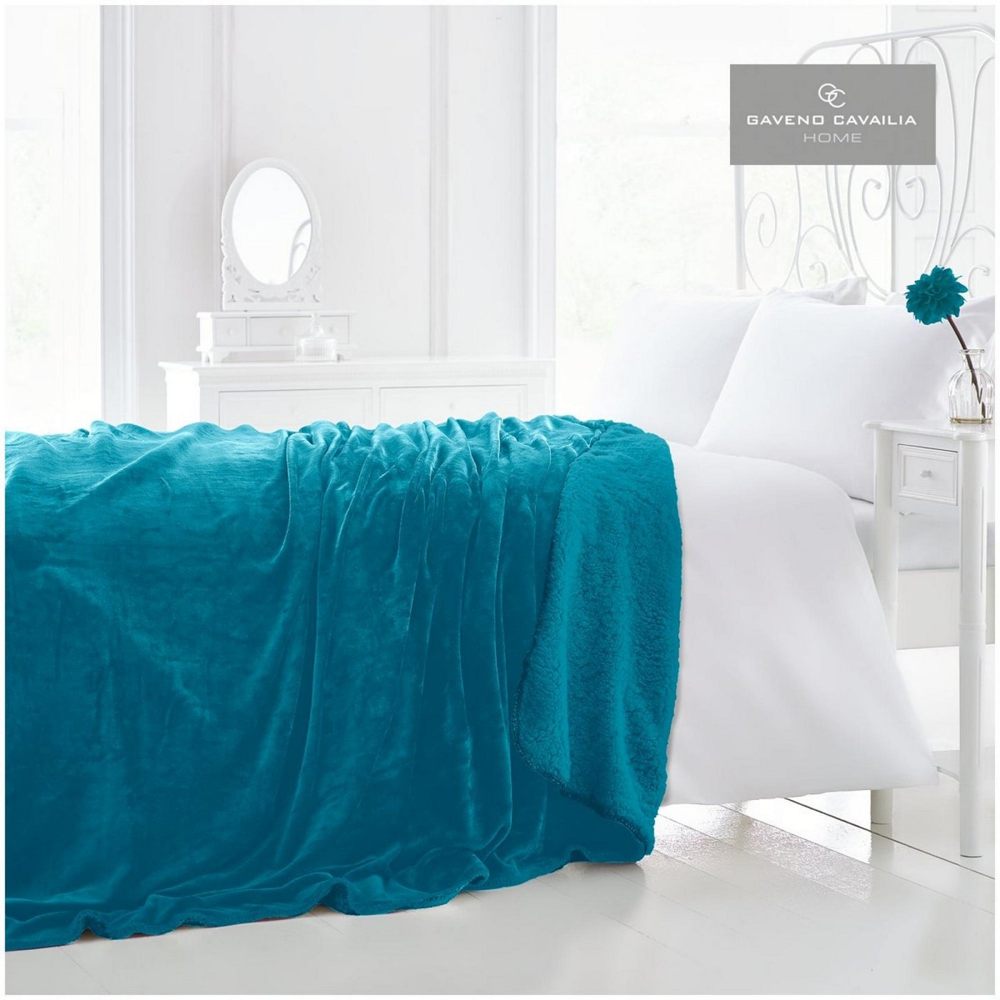 Flannel Sherpa Throw
