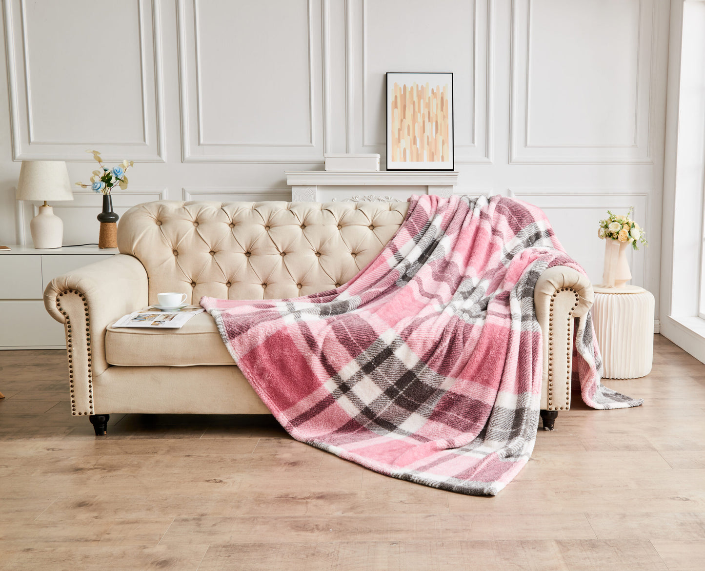 TEDDY WINDSOR CHECK THROW