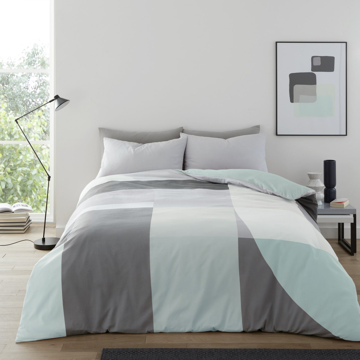 Abstract Blocked Printed Duvet Set